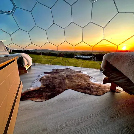Deerstone Glamping- Pendle Hill Dome Campismo de Luxo Earby